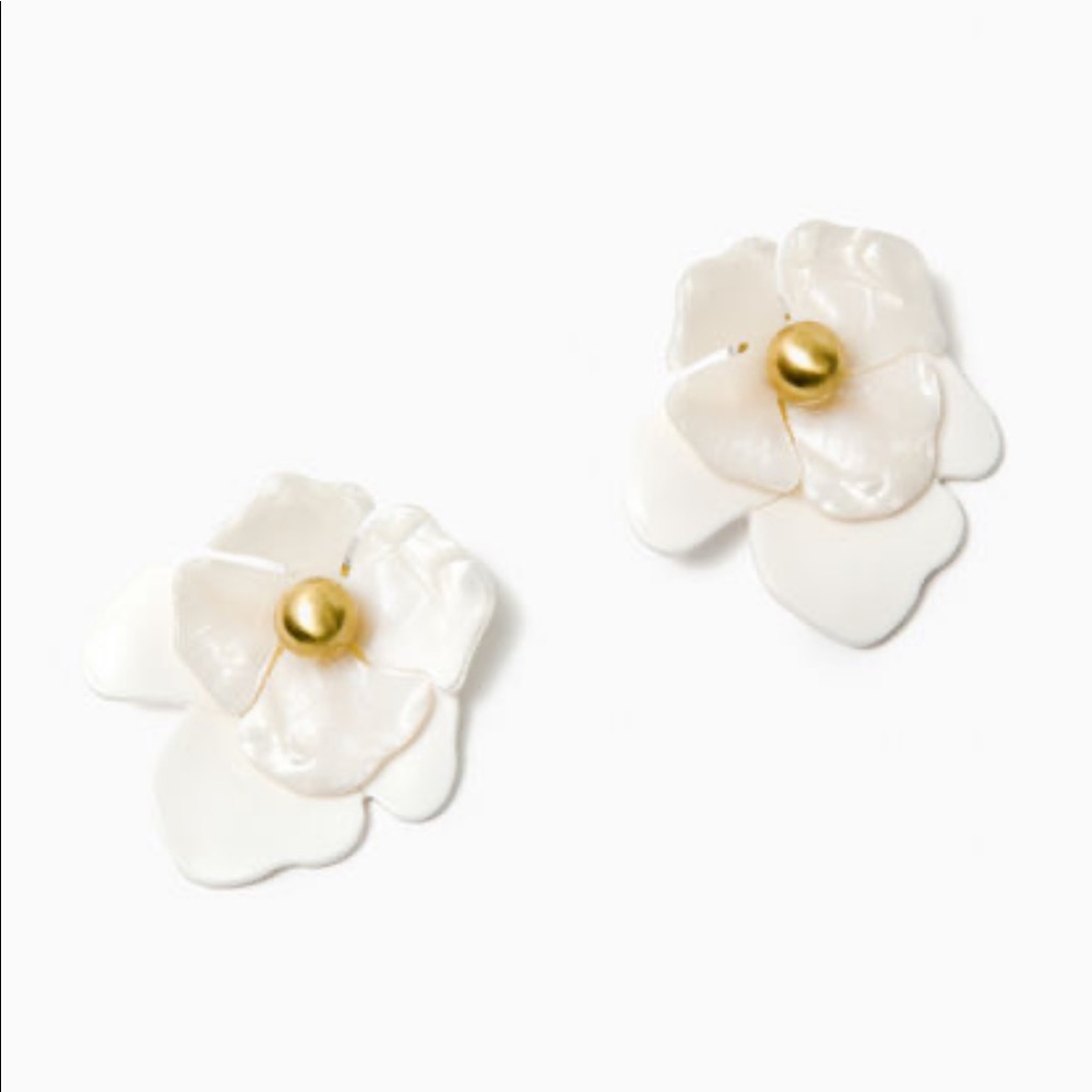 White Primrose Earrings